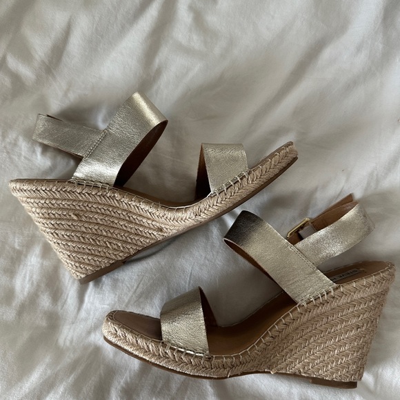 Gold Espadrille - Picture 3 of 5